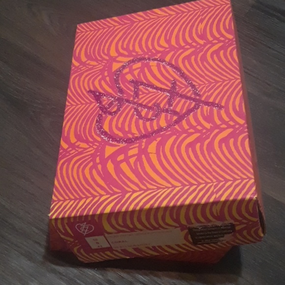 ❤HOST PICK ❤crimson leather "love lace" creepers - Picture 5 of 6